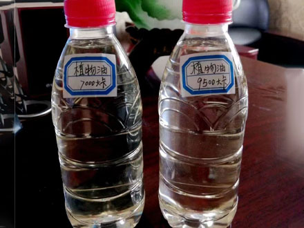 甘肃植物油供应商分享怎么看花生油是不是纯正的呢.jpg